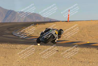 media/Dec-16-2023-CVMA (Sat) [[bb38a358a2]]/Race 13 Amateur Supersport Middleweight/